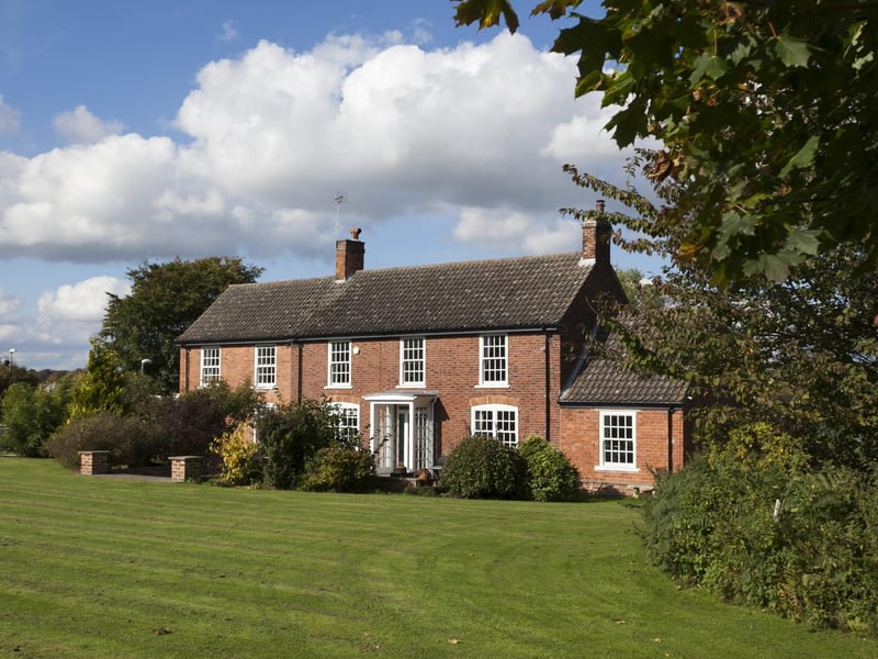 Enjoy your stay in the Annexe, a charming part of the house set in a tranquil country setting. It features a comfortable king-size bed along with a spacious en-suite shower room and WC. The high-spec kitchen and dining room are perfect for meals, while the beamed lounge, complete with a cosy wood burner and smart TVs, offers great views. This 4.99-star-rated Worksop property is ideal for two guests, with one bedroom and one bed. Voted the best B&B in Worksop by Made in North Notts Awards 2019. Only £74 for the night. To see more and book a stay, visit: www.airbnb.co.uk
