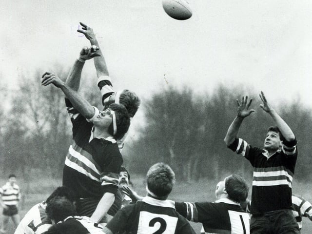 Doncaster RUFC make a bid for the ball from a line-out during their game at home against Mansfield in January 1987.