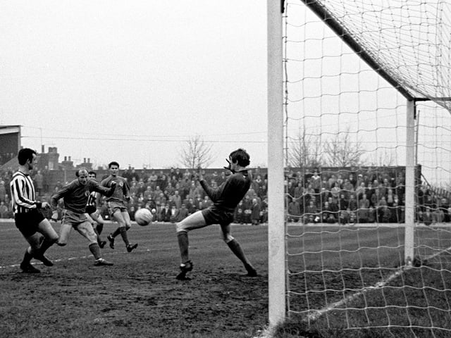 Bob Ledger in action for Mansfield v Tow Law in Nov 1968.