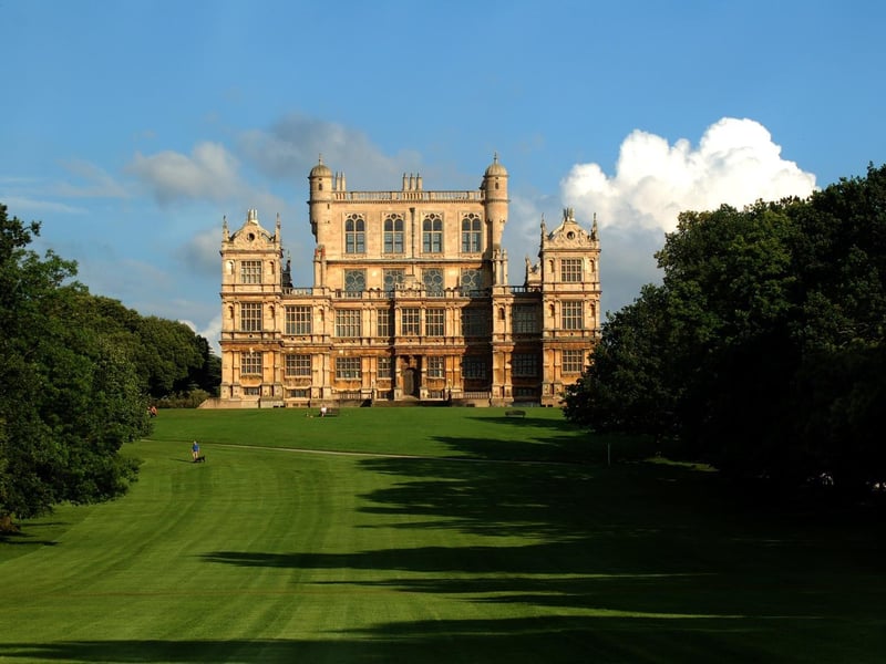 Wollaton Hall is a stunning Grade I listed Elizabethan mansion set in 500 acres of natural parkland. It is the perfect place to just enjoy a picnic, go for a scenic walk and spend quality time with those who matter.