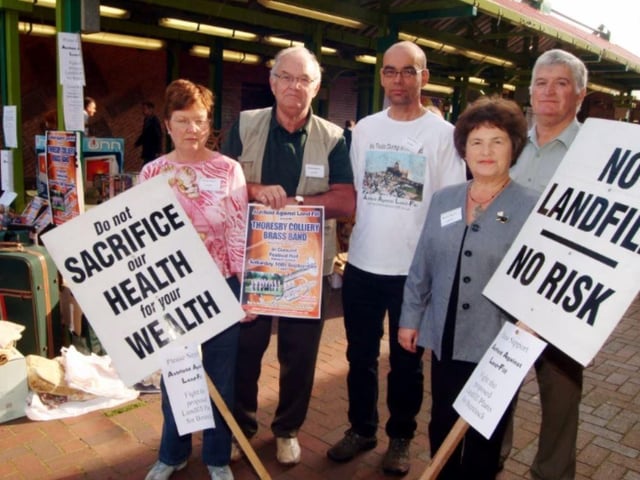 Ashfield Against Landfill ran a stall at Kirkby Market in 2006 to raise awareness of the group, its forthcoming concert with Thoresby Colliery Brass Band at the time and to raise funds for the campaign.