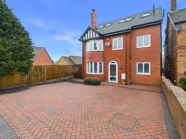 Stunning, extended four bedroom detached family home with a double width block paved driveway that provides ample off-street parking for multiple vehicles.