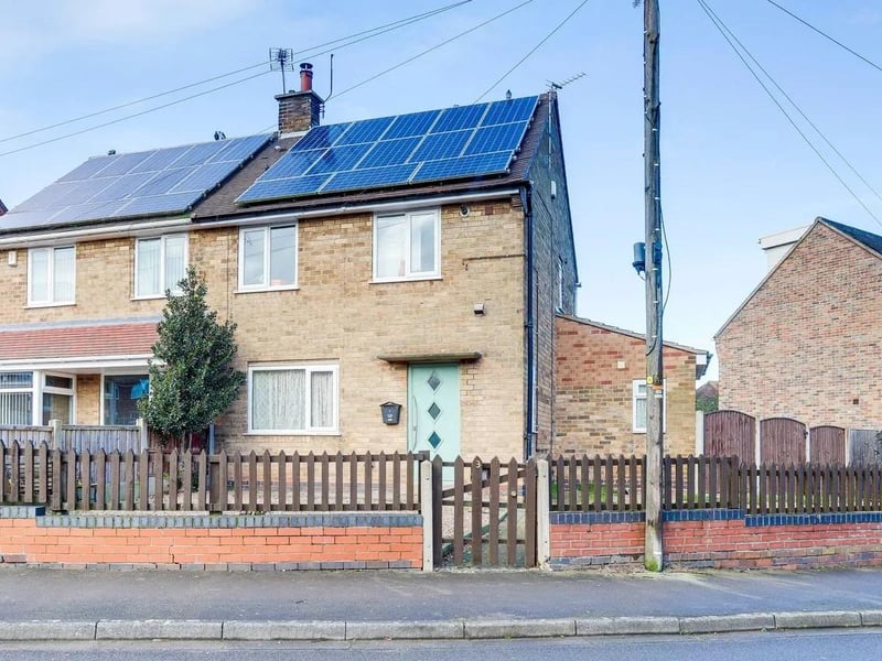Presenting a two-bedroom semi-detached house, ideally located in the heart of Hucknall, just moments from Hucknall train station, the tram stop, an array of local shops, and the tranquil green spaces of Titchfield Park. This inviting property is perfect for first-time buyers, young professionals, or those seeking convenient access to Nottingham city centre.