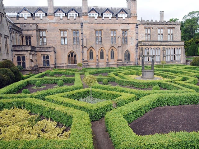 Right on Mansfield's doorstep is the historic delight that is Newstead Abbey. Visitors can not only enjoy the house, which was home to the poet Lord Byron in the 19th century, but also more than 300 acres of gardens and parkland, complete with lakes, ponds and waterfalls. Guided tours of the house take place every Saturday and Sunday at 3 pm.