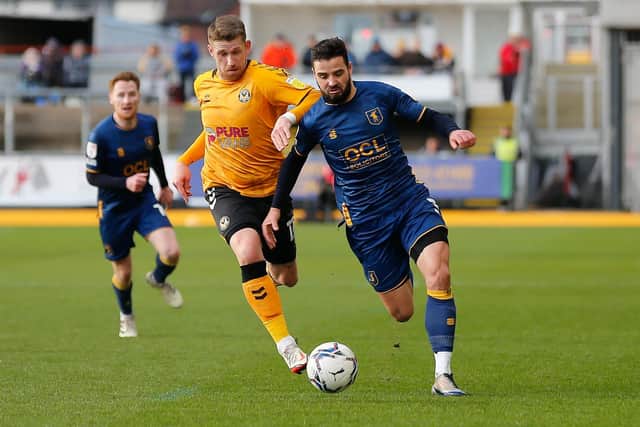 Mansfield Town defender Stephen McLaughlin in action. Photo by Chris Holloway/The Bigger Picture.media