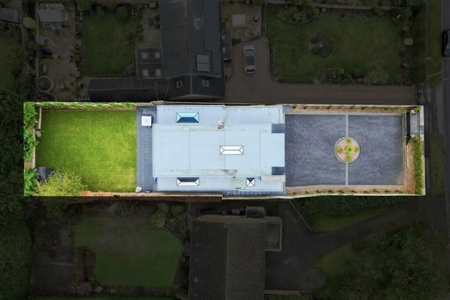 The final image in our gallery gives an overhead perspective of the Ravenshead plot and its surrounding landscape.