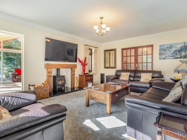 The first of the main rooms on the ground floor to look at this is welcoming lounge.