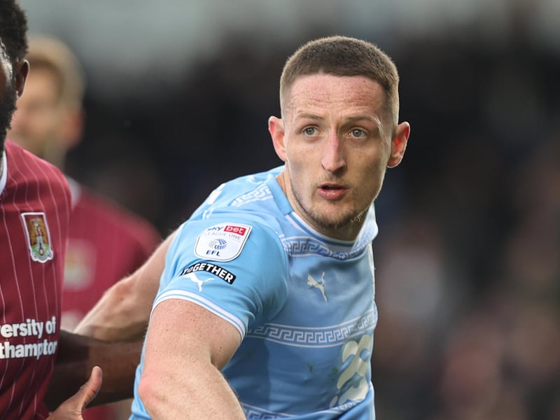 Cambridge United have signed striker Ryan Loft from Port Vale for an undisclosed fee.