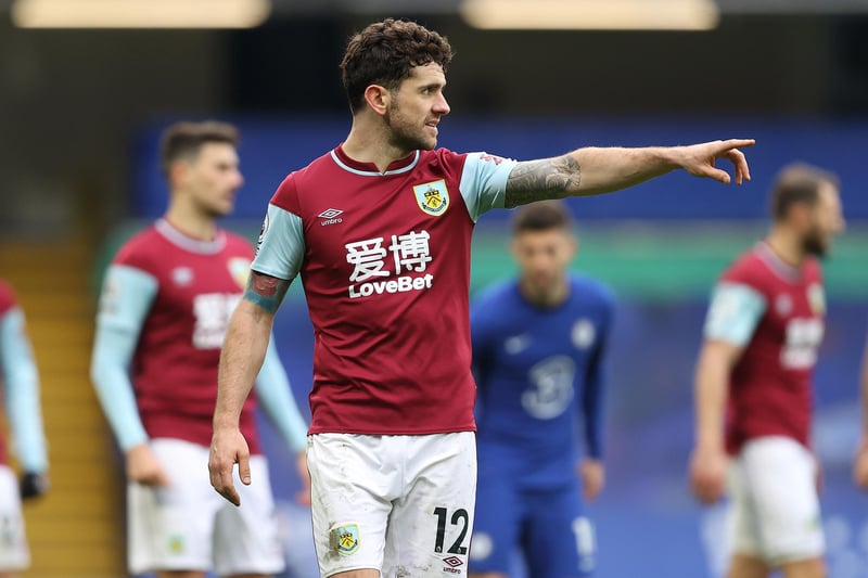 Sean Dyche says the contract situation with Robbie Brady will 'work itself out'. The Burnley player has been linked to a pre-contract move to Celtic (Lancashire Live)