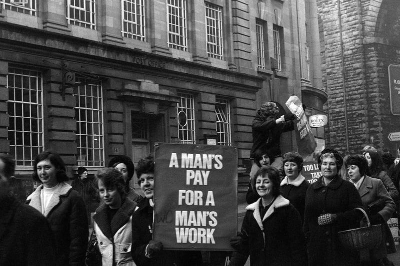 Mansfield Post Office workers went on strike over pay conditions.