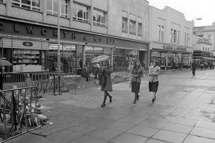 West Gate in the seventies, showing Woolworths.The shop closed in January 2009 when the company went into administration. Clothing retailer New Look now stands in its place.