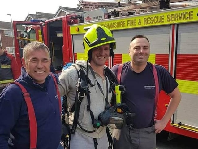 In 2019, Mansfield man Chris Shaw was hailed a hero after racing into neighbour's burning house and putting out a fire. https://www.chad.co.uk/news/traffic-and-travel/mansfield-man-hailed-a-hero-after-racing-into-neighbours-burning-house-and-putting-out-fire-987107