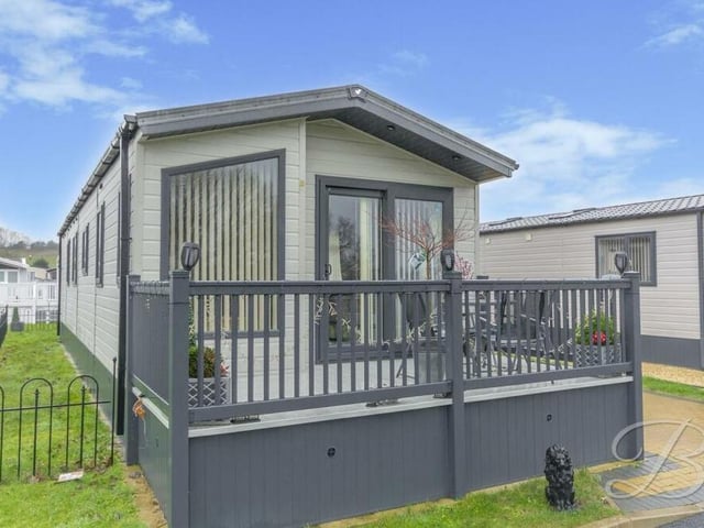 Here you can see, from the outside, how sliding doors from the living room lead on to the balcony.