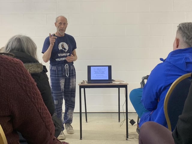 Ian Jarvis gave a talk on 5G, WiFi masts and 'electrosmog' at the popular Mansfield event.