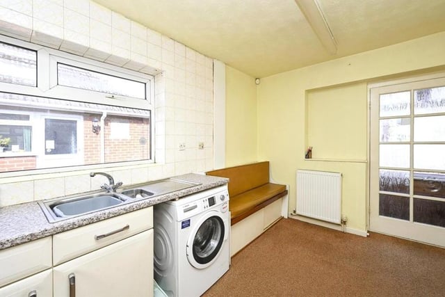Let's take another look at the kitchen, which doubles up as a diner. As you can see, there is ample space for a washing machine.