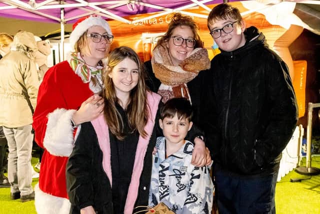 Rachael Walker with her sister and family.