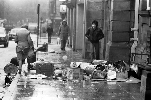 Rubbish and litter was blown about Morningside by the wind when gales hit Edinburgh in March 1982.