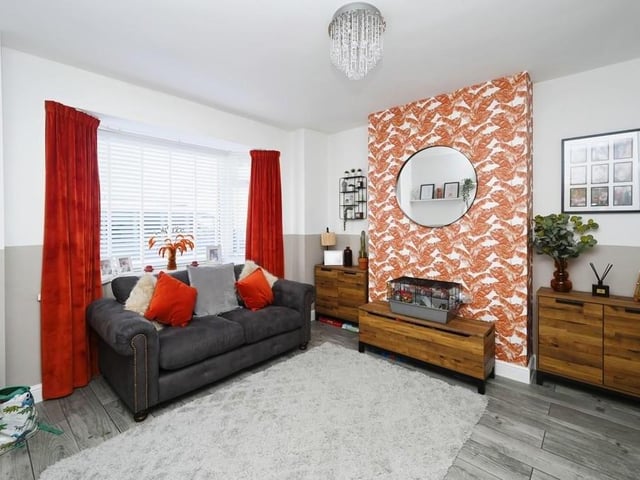 First impressions of the Warsop property as you step inside are very encouraging. This reception room is bright and spacious but also cosy. The double-glazed bay window faces the front.