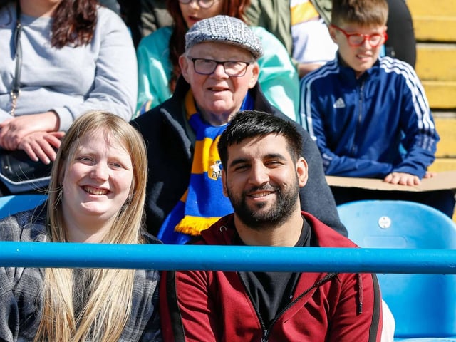 A disappointing day for these Mansfield Town fans.