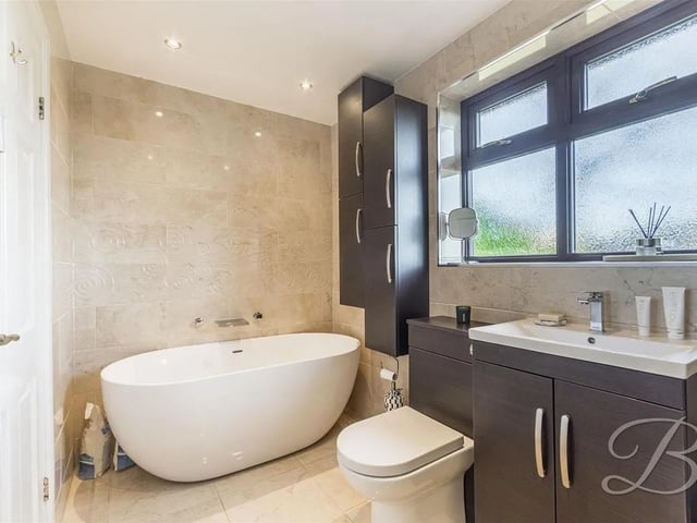 A stunning modern bathroom, the perfect place to relax and unwind.