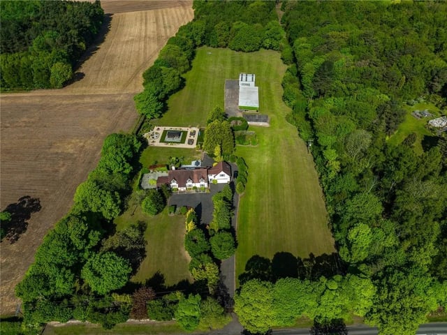 A truly remarkable detached family home boasting the most enviable of positions neighboring the renowned and highly regarded grounds of Newstead Abbey Park, undoubtedly one of the finest residential addresses within the region. This substantial five bedroom, five reception room detached family home, has much more to offer than meets the eye. The property is situated on approximately 6 acres of land that is perfectly maintained to the highest standards, with feature gardens and perfectly manicured lawns and hedgerows, also benefiting from several outbuilding measuring over 5000sf collectively, all of which are currently used as garages, however could be converted to business use or equestrian facilities (subject to relevant planning permission).