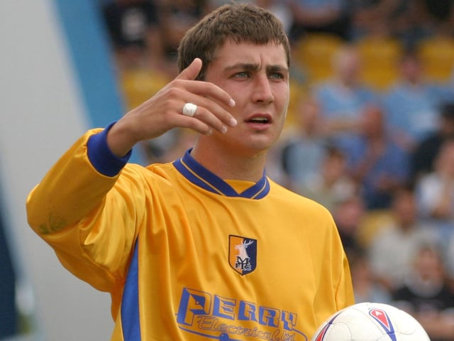 Clarke left Stags in 2004, before playing for Rochdale, Boston and Grimsby in League Two. He is currently head coach at Thai Amateur team FCBangSaoTong, where he has been tasked to help the team qualify for the Thai League 3 competition.