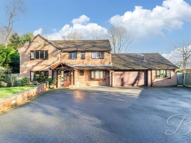 Externally you are greeted with an impressive sized driveway and double garage allowing for ample off road parking.