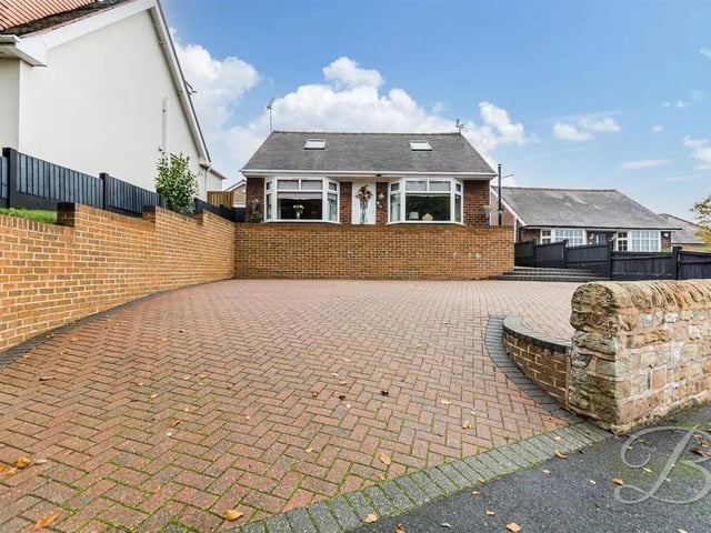 This property offers a perfect blend of convenience and tranquility, with easy access to local amenities, schools, and transport links. Whether you're a family or a professional seeking a peaceful retreat without compromising on accessibility, this home is an ideal choice.