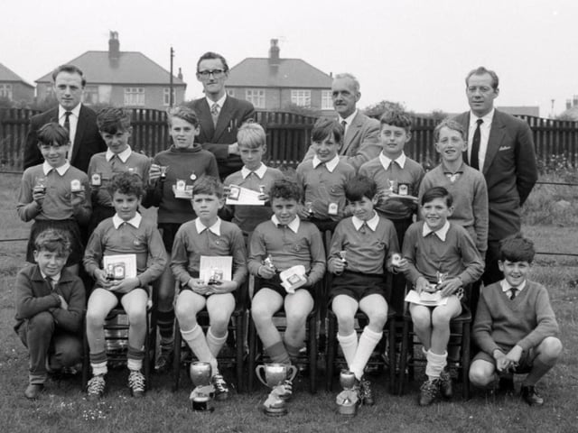 The Annesley School football team from 1965.