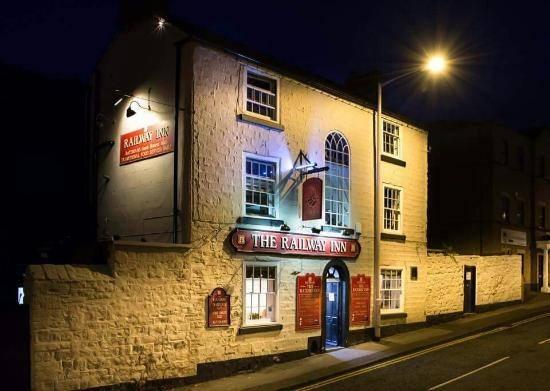 The Railway Inn on Station Street, Mansfield, has reviews from satisfied dog owners.