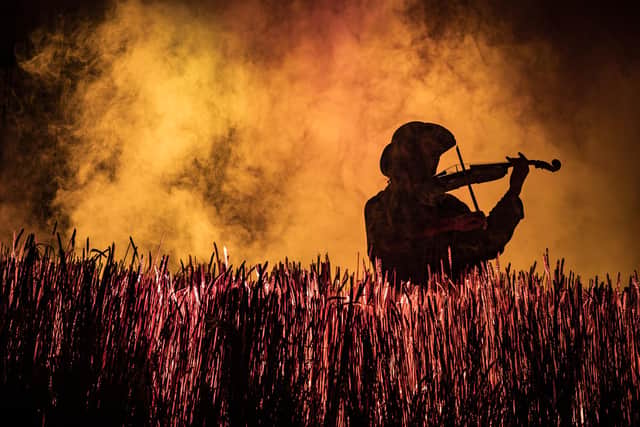 Raphael Papo (The Fiddler) (photo: Marc Brenner)