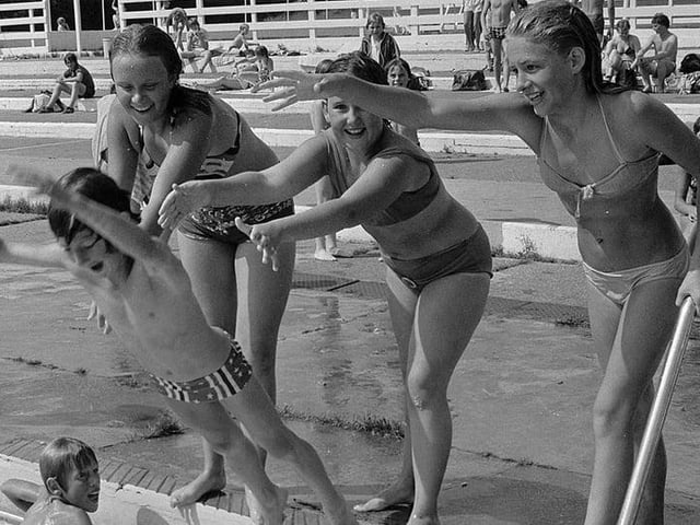 Kids from the 70s and 80s spent many days at the lido during summer holidays.