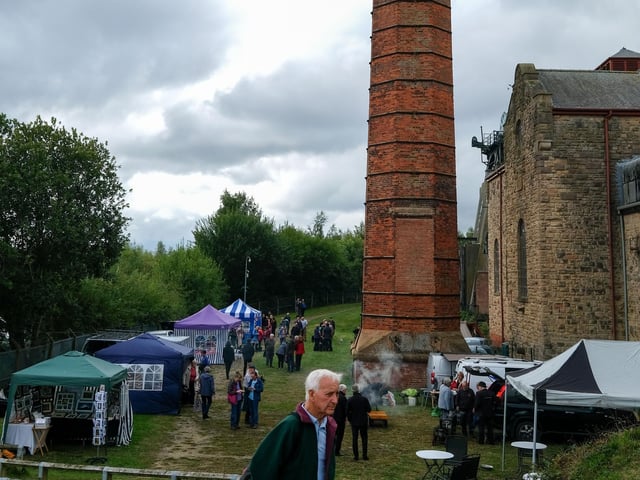 Stalls by the pit chimney.
