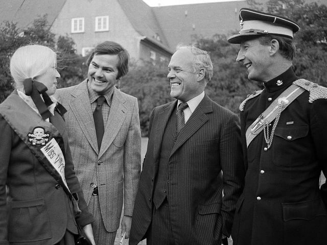 Miss Sherwood Forest Susan Shaw visiting the 17th-21st Lancers in Germany.
