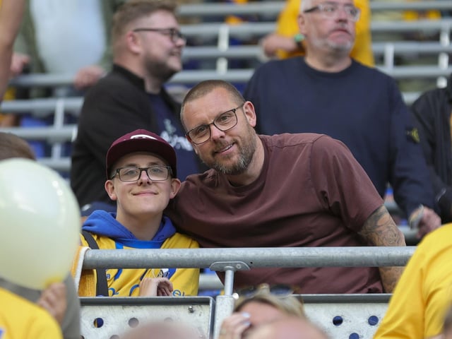 Mansfield Town made Everton work hard for victory after a dogged defensive display.
