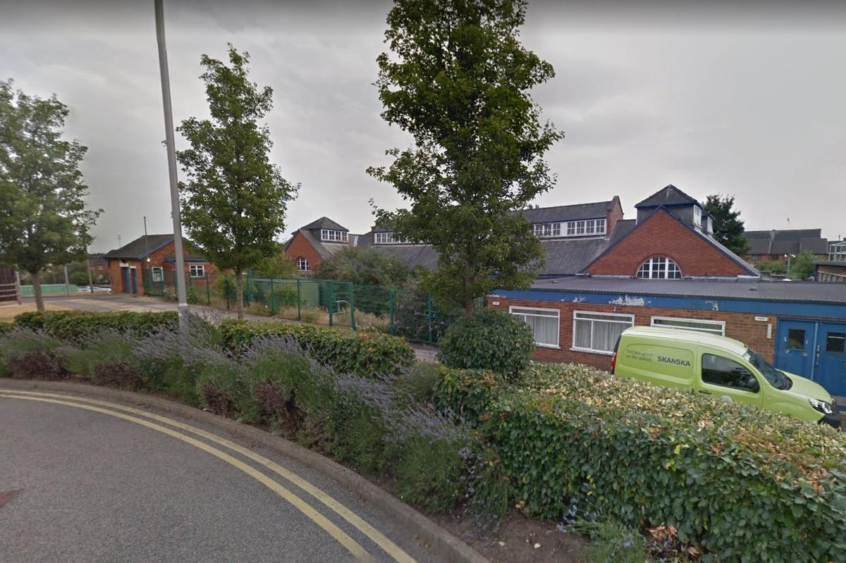 Hospital demolition, 5G phone mast and school buildings among latest Mansfield and Ashfield planning applications 