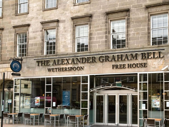 Located on George Street, this pub has a licensed outdoor area.