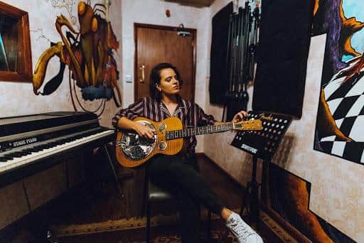 Mansfield singer Georgie releases her album At Home on August 7