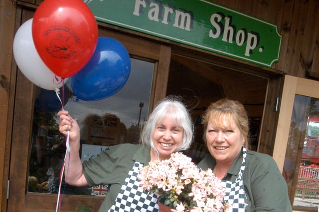 White Post Farm opening their new Farm shop in 2007. 
Picture shows staff Angie Syson and Jo Knight