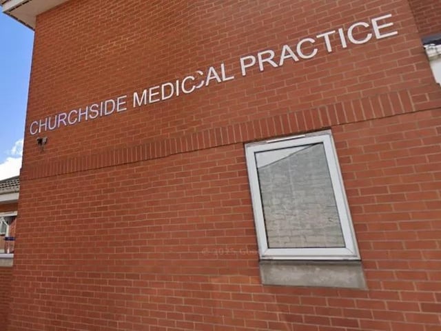 There were 416 survey forms sent out to patients. 132 patients rated their overall experience. Of these, 64% describe their overall experience of this GP practice as good, with 40% rating it very good and 25% fairly good.