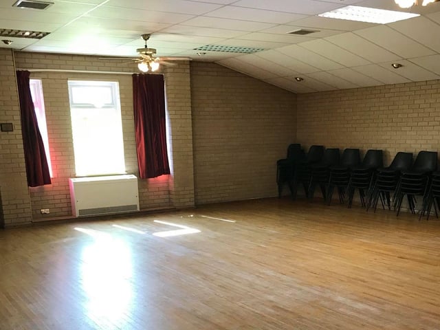 St. Lawrence's Church Hall, located at 152 Sandy Lane, Mansfield, is available for hire and has a rating of 4.7 on Google. The rental cost for parties is £20 per hour. They also require a £100 deposit, which is refundable in the event of a cancellation or if there are no damages. Please note that the hall does not accept bookings past 7pm  to respect the community. See more details at www.facebook.com/StLawrencesChurchHall.