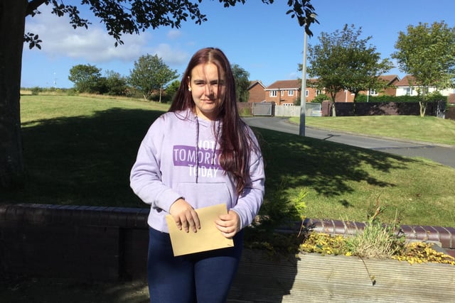 Faith Bell achieved a great set of results: Biology 9, Chemistry 9, English Language 7, English Literature, 7, Food 8, French 8, Geography 9, Maths 8, Physics 8.
She plans to stay on in Sixth Form to do Biology, Chemistry and Geography.