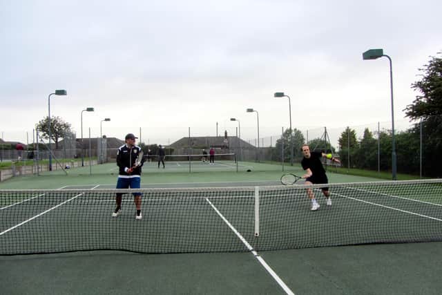 Jonathan Allwood and Simon Mason, who were first and second in the men's Summer League.