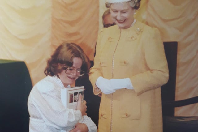 The Queen at Portland College's awards ceremony in 1990.