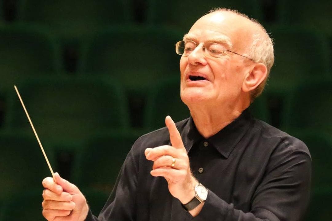 Chad Rutter Spend an uplifting afternoon singing with John Rutter
