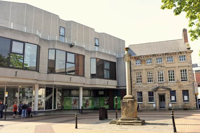 Mansfield Library based in the Four Seasons Shopping Centre on West Gate.