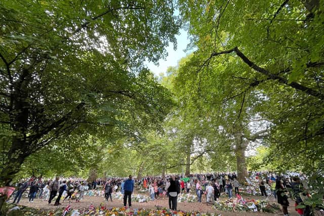People in their thousands went to lay flowers for the Queen.