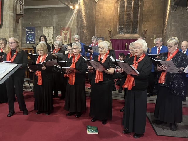 The annual Christmas concert by the Mansfield-based mixed choir, the Forest Singers, is always a treat, so don't miss this year's renewal at St Lawrence's Church at Skerry Hill in the town on Sunday (4 pm to 6 pm). The concert promises something for everyone, with a mix of traditional and modern festive songs.