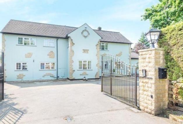 This beautiful equestrian home is set in approximately three and a half acres, with equestrian facilities and beautiful gardens.