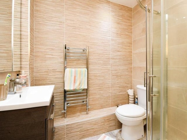 All three en suite bathrooms have their own, individual style. And all are expertly appointed.